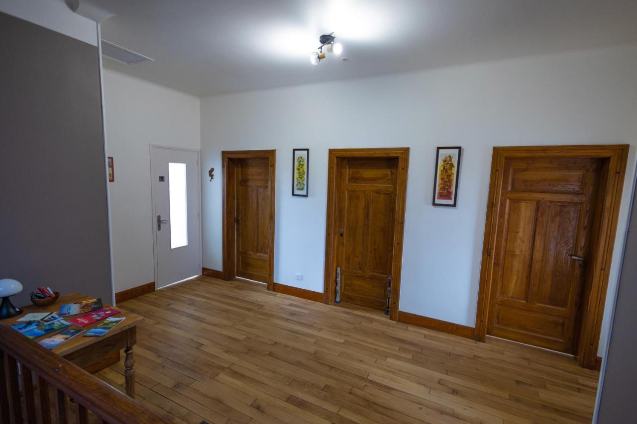 Chambres Et Table D'Hotes Le Pontet Arthes Exterior foto